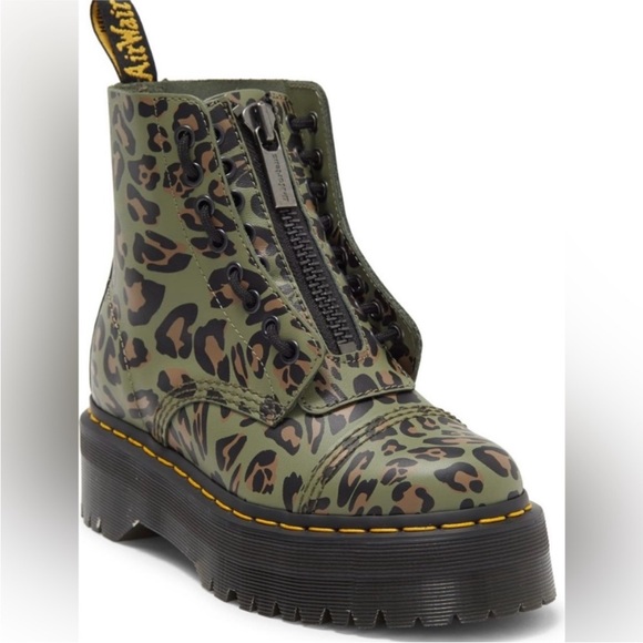 Brand new Dr. Martens Sinclair Platform Bootie / Boot - Picture 2 of 8